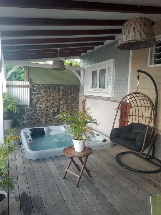 Une Pause S'Impose Au Vauclin Avec Votre Jacuzzi Privatif Pour 3 Nuits Minimum Ле Вауклин Екстериор снимка